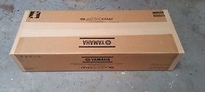 Yamaha MOXF6 Keyboard Synthesizer