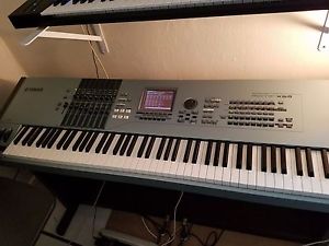 Yamaha Motif XS8