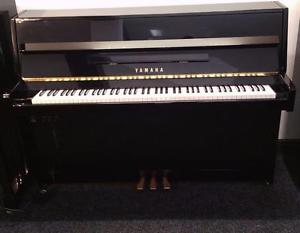 Yamaha B1 Silent upright piano - Free delivery