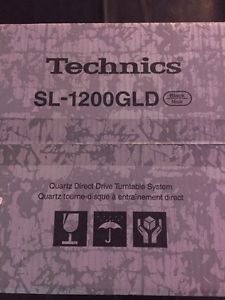 Technics SL1200 gld