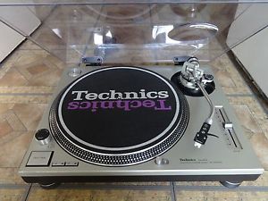 TECHNICS SL 1200mk2  PROFESSIONAL DIRECT DRIVE TURNTABLE + TECHNICS HEADSHELL
