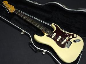 Fender: Electric Guitar American Deluxe Stratocaster USED