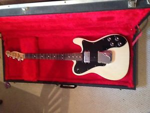 Guitar - Fender Telecaster (vintage)  : cream/black (1979/1980 model