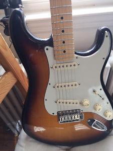 Fender American Special Stratocaster Electric Guitar/Lindy Fralin Pickups