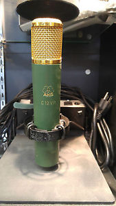 AKG C12vr