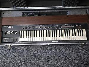 Roland vk8