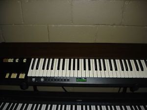 Hammond XB-2 organ