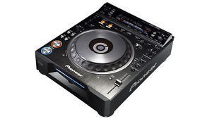 NEW Pioneer  Professional DVD Video Player Pioneer DJ DVD Player DVJ1000