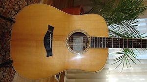 Taylor DN 8 Acoustic Guitar href