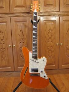 Jackson Surfcaster SC-1 Semi-hollow Body Guitar