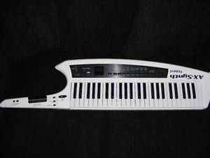 Beautiful ROLAND AX-SYNTH Synthesizer Keytar Keyboard w/Strap/Case!