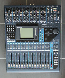 Yamaha 01V96 VCM im Case