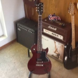Gibson Les Paul Spacial von 1995 Bordeauxrot transparent
