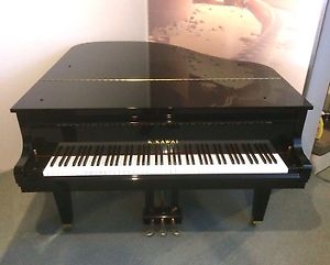 KAWAI GE30 IN STOCK Classic GRAND PIANO @ CARLINGFORDMUSIC 98732333
