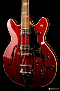 USED - Guild STARFIRE V CHERRY RED