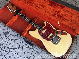 Fender Mustang (SLAB Board) Used  w/ Hard case