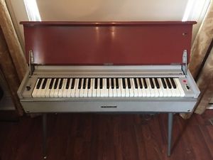 Vintage Yamaha L-2 Electric Reed Organ Made In Japan Rare!!