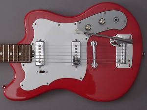 EKO MANTA VINTAGE Solidbody E-Gitarre, rot, Italien (60er Jahre)