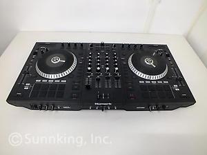 Numark NS7 III Serato Professional DJ Controller
