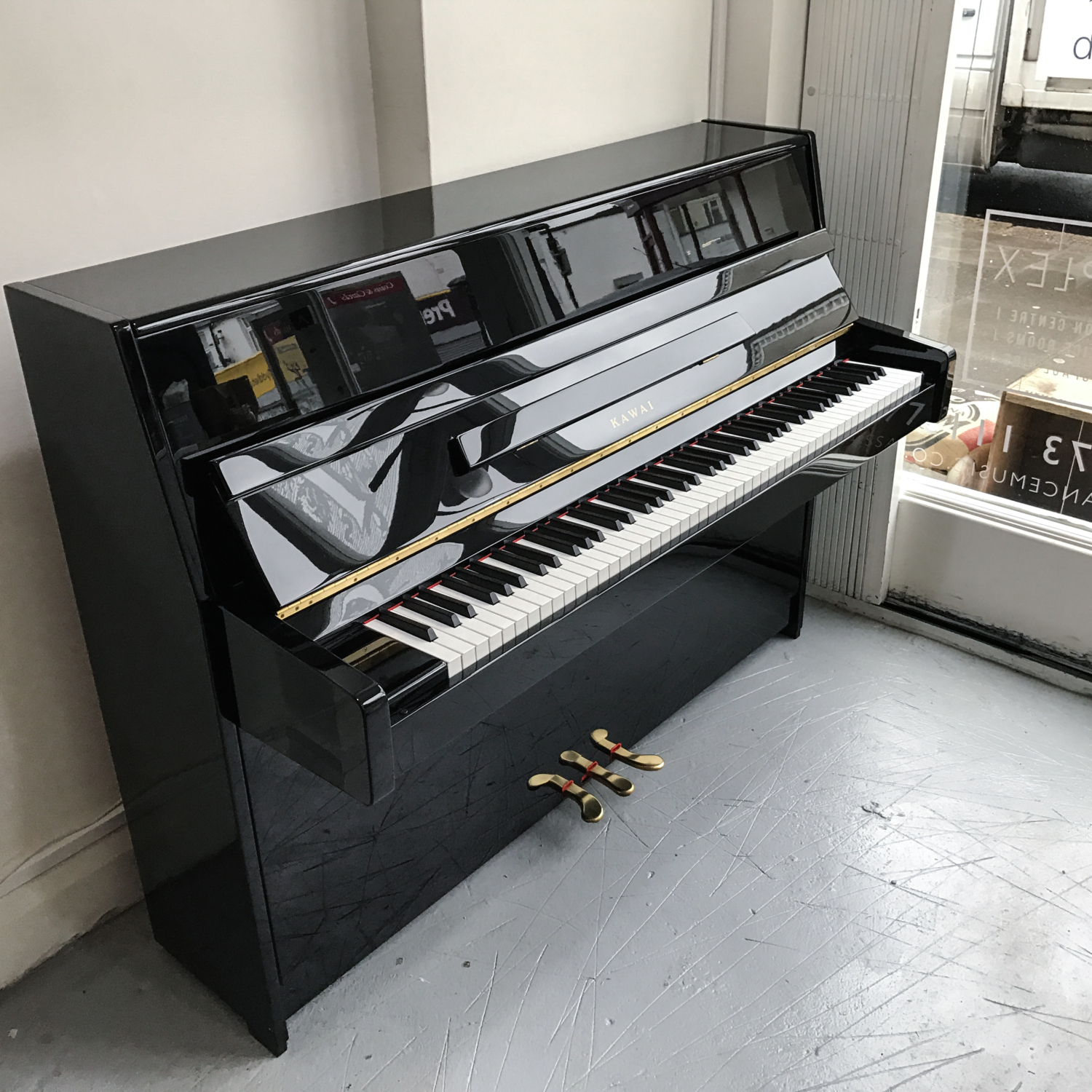 Used Kawai K15 Upright Piano