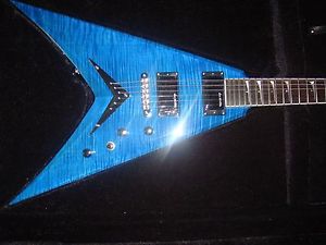 Dave Mustaine V Limited - TBL electric guitar w/Case