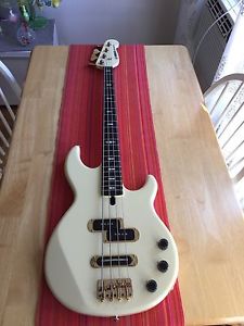 Yamaha BB3000S Bass Guitar