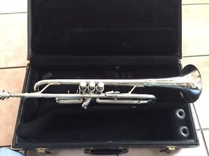 Bach Made in U.S.A Model TR200 Trumpet Silver plated with case