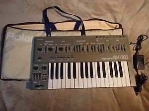 MINT CONDITION ROLAND SH-101 Analog Synthesizer synth sh101  w/Bag, Adapter