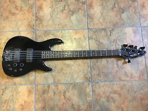 Peavey Dyna 5 String Electric Bass Guitar Made in USA