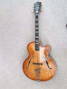 Hofner Committee:Vintage 1957:Archtop:Acoustic:with modern Hardcase.