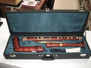 KUENG BAROQUE STAINED MAPLE GREAT BASS RECORDER, NEW  MODEL 2722 IMPRESSIVE!