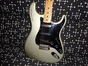 Vintage Fender Stratocaster 1979 25th Anniversary Near MINT