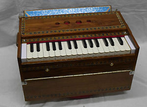 NEW SMALL HARMONIUM~TRAVVELING HARMONIUM~COMPACTINA~BAJA~PROFESSIONAL~BHAJAN