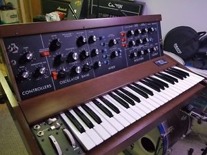 Moog Minimoog D Keyboard Synthesizer Great Condition, Original Circa 1976 about