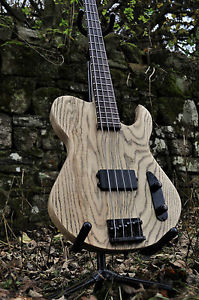 Manton Customs Natural Echo MK II 32" Medium Scale Tele Bass Guitar Luthier
