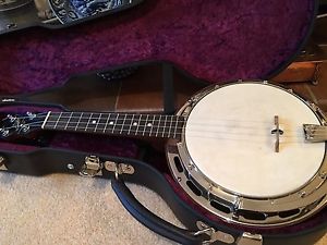 Ludwig Wendell Hall Professional Ukelele Banjo 1920's