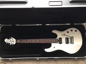 Ernie Ball Music Man JP6
