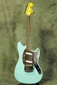 Fender Classic Series 70s Mustang Sonic Blue Made in Japan w/Soft Case
