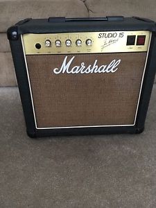 Marshall Studio 15 4001