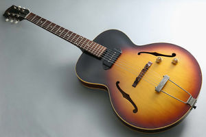Gibson ES-125T, hollow body type, Vintage electric guitar, m1250
