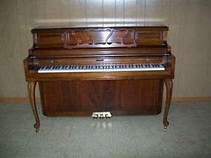 Amazing Kimball Console/Upright   Piano
