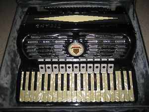 Vintage Titano Palmer Hughes Parade Model #28148 Accordion Original Receipt