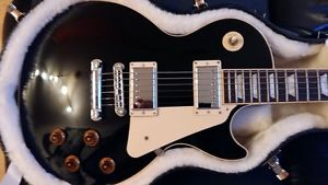 Gibson Les Paul Standard Plus08 EB BJ 2011 3,6 Kg near Mint orginal Koffer