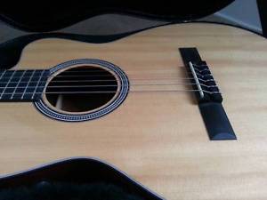 2014 Martin 000c Nylon String OM size 12 Fret Acoustic Electric Classical Guitar