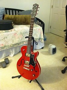 Godin Signature Montreal Premiere P90 Electric Guitar