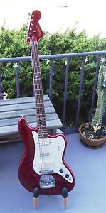 Fender Pawn Shop Bass VI Red