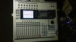 YAMAHA AW2400 24-TRACK DIGITAL MULTITRACK WORKSTATION studio automation