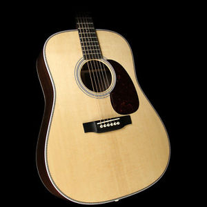 Martin HD-28 Dreadnought Acoustic Guitar Natural