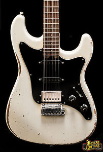 Friedman Guitars HSS Aged White Pre-Grover