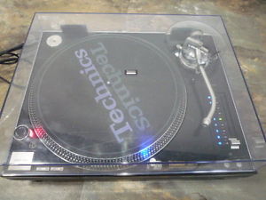 Technics SL 1200 MK5G in excellent+ condition from Japan original box
